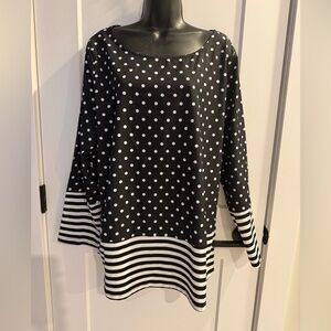 LADIES LONG TUNIC TOP -STRIPES & POLKA DOTS 
size -.2XL- classic black & white